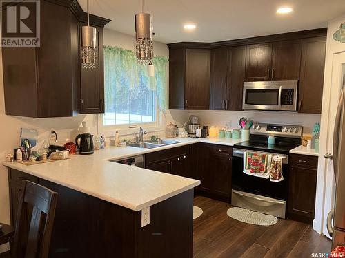 606 Alfred Street, Nipawin Rm No. 487, SK - Indoor Photo Showing Kitchen With Double Sink