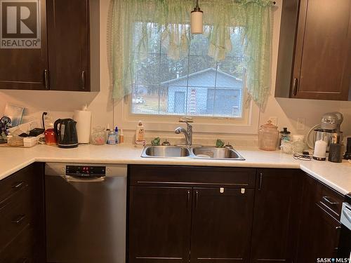 606 Alfred Street, Nipawin Rm No. 487, SK - Indoor Photo Showing Kitchen With Double Sink