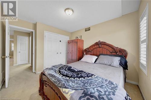 38 Cedarville Drive, Stoney Creek, ON - Indoor Photo Showing Bedroom