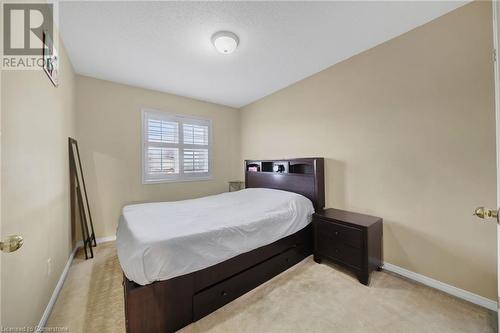 38 Cedarville Drive, Stoney Creek, ON - Indoor Photo Showing Bedroom