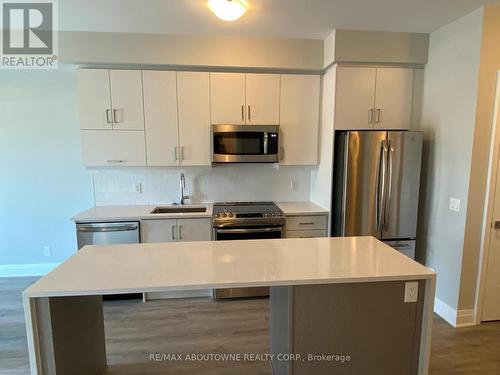 117 - 128 Grovewood Common, Oakville, ON - Indoor Photo Showing Kitchen