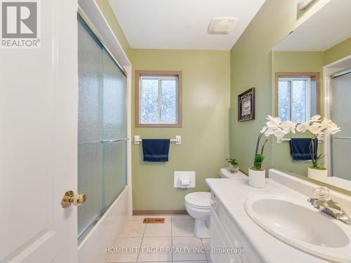 14 Corvette Court, Brampton, ON - Indoor Photo Showing Bathroom