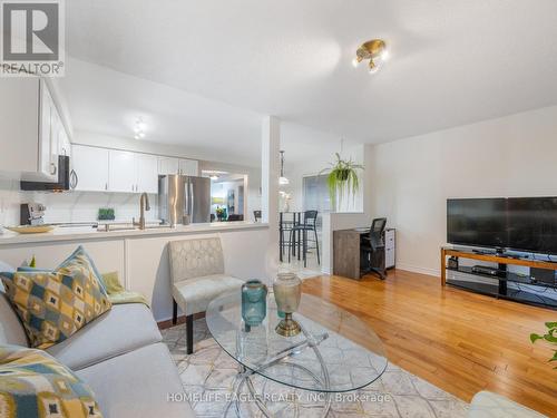 14 Corvette Court, Brampton, ON - Indoor Photo Showing Living Room