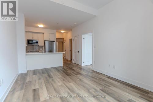 1213 - 470 Dundas Street, Hamilton, ON - Indoor Photo Showing Kitchen