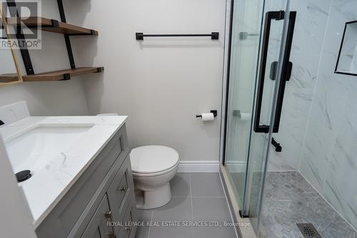 9 - 1010 Walden Circle, Mississauga, ON - Indoor Photo Showing Bathroom