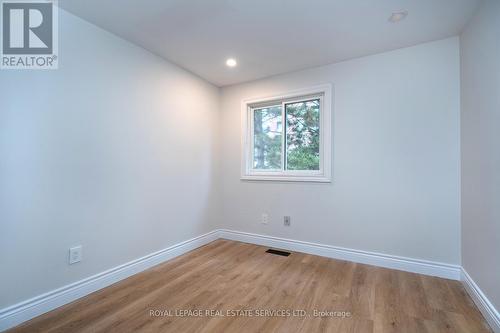 9 - 1010 Walden Circle, Mississauga, ON - Indoor Photo Showing Other Room