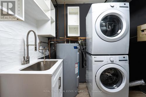 9 - 1010 Walden Circle, Mississauga, ON - Indoor Photo Showing Laundry Room