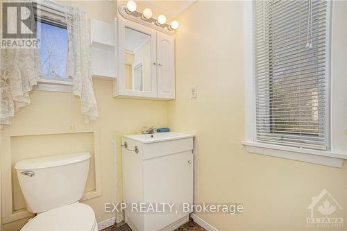 4551 Watsons Corners Road, Lanark Highlands, ON - Indoor Photo Showing Bathroom