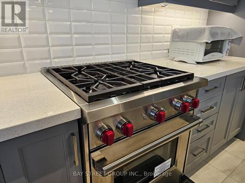 57 Yorkton Boulevard, Markham, ON - Indoor Photo Showing Kitchen