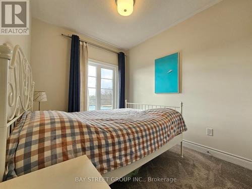 57 Yorkton Boulevard, Markham, ON - Indoor Photo Showing Bedroom