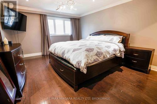 88 Chipwood Crescent, Toronto (Pleasant View), ON - Indoor Photo Showing Bedroom