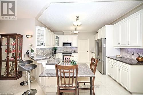 56 Timmsdale Crescent, Pelham, ON - Indoor Photo Showing Kitchen