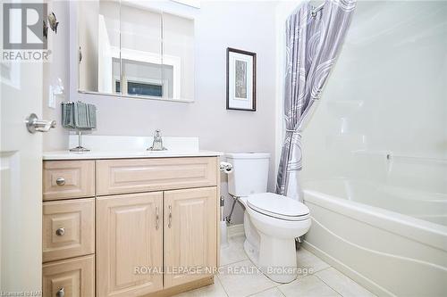 56 Timmsdale Crescent, Pelham, ON - Indoor Photo Showing Bathroom