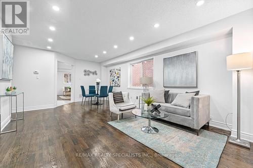 63 Weather Vane Lane, Brampton, ON - Indoor Photo Showing Living Room