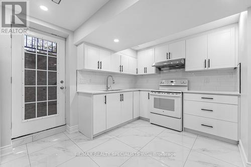 63 Weather Vane Lane, Brampton, ON - Indoor Photo Showing Kitchen