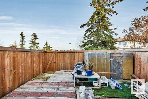 1244 Lakewood Rd W Nw, Edmonton, AB - Outdoor