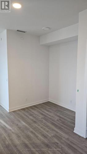 1807 - 30 Upper Mall Way N, Vaughan, ON - Indoor Photo Showing Other Room