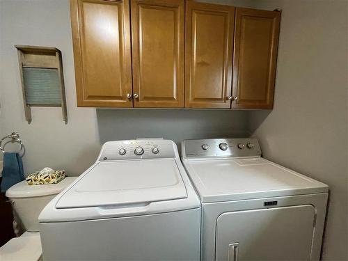 412 Centennial Drive S, Swan River, MB - Indoor Photo Showing Laundry Room