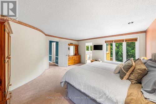 48 Lanewood Drive, Aurora, ON - Indoor Photo Showing Bedroom