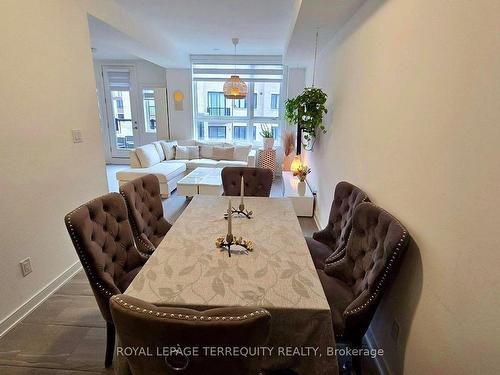 18 Spry Lane, Barrie, ON - Indoor Photo Showing Dining Room