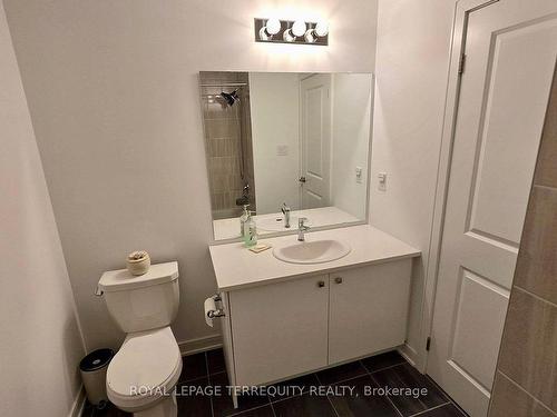 18 Spry Lane, Barrie, ON - Indoor Photo Showing Bathroom