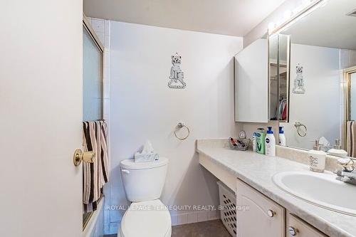 403-1535 Lakeshore Rd E, Mississauga, ON - Indoor Photo Showing Bathroom