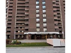 403-1535 Lakeshore Rd E  Mississauga, ON L5E 3E2