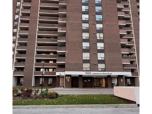 403-1535 Lakeshore Rd E, Mississauga, ON - Outdoor With Balcony With Facade