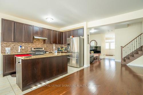 48 Dancing Waters Rd, Brampton, ON - Indoor Photo Showing Kitchen With Upgraded Kitchen