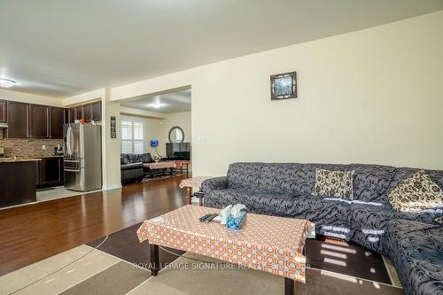 48 Dancing Waters Rd, Brampton, ON - Indoor Photo Showing Living Room