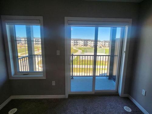 114 Wheat Lane, Kitchener, ON - Indoor Photo Showing Other Room