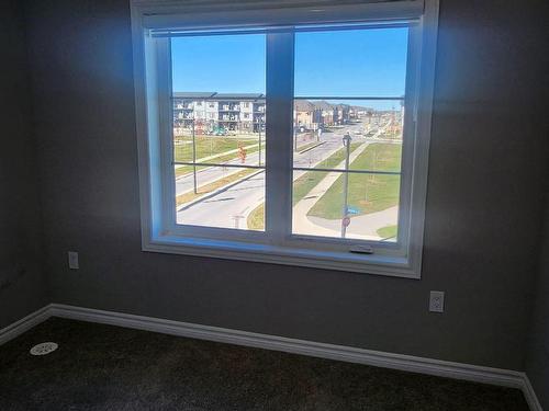 114 Wheat Lane, Kitchener, ON - Indoor Photo Showing Other Room