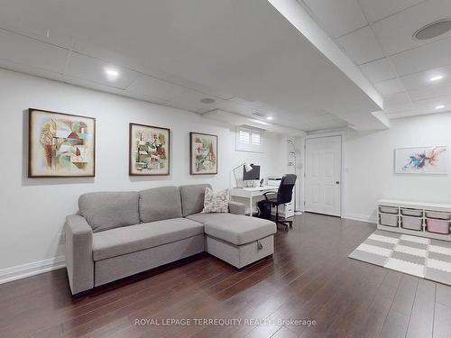 19 Johnston St, St. Catharines, ON - Indoor Photo Showing Living Room