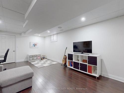 19 Johnston St, St. Catharines, ON - Indoor Photo Showing Basement