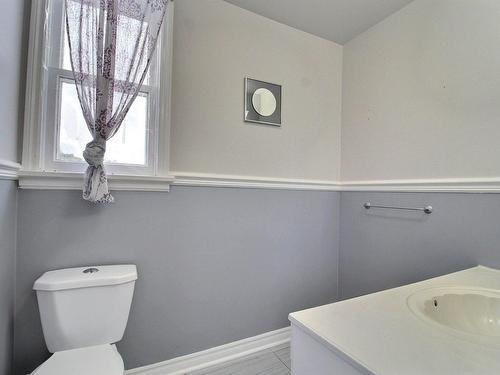 Salle d'eau - 1 1Re Avenue E., Rouyn-Noranda, QC - Indoor Photo Showing Bathroom