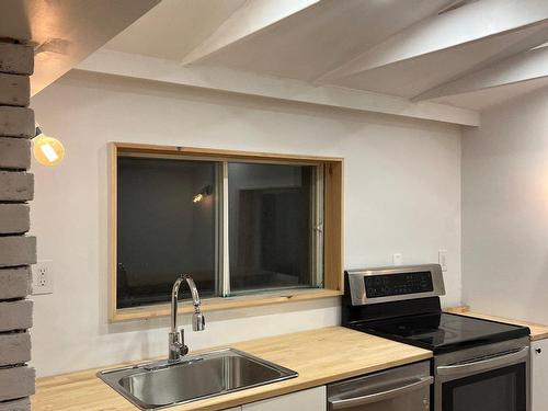 Kitchen - 5376 Mtée Beauvais, Val-Morin, QC - Indoor Photo Showing Kitchen