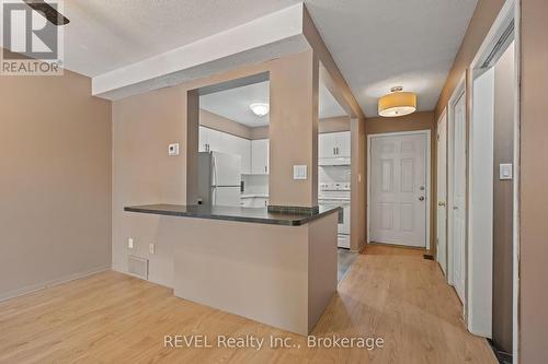 8 - 102 Silvan Drive, Welland, ON - Indoor Photo Showing Other Room