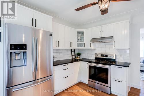 Main - 311 Sanatorium Road, Hamilton, ON - Indoor Photo Showing Kitchen With Upgraded Kitchen