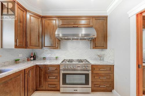 1406 W 46Th Avenue, Vancouver, BC - Indoor Photo Showing Kitchen With Upgraded Kitchen