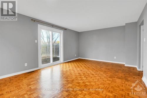 1327 Lotus Street, Ottawa, ON - Indoor Photo Showing Other Room