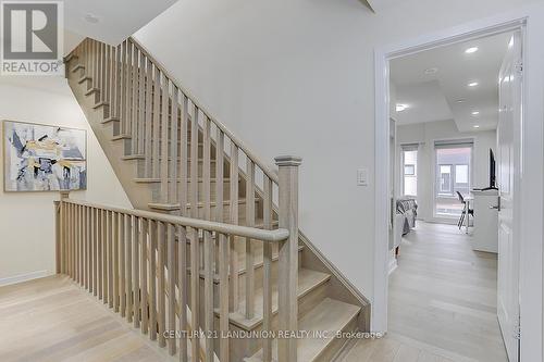 15 Ingersoll Lane, Richmond Hill, ON - Indoor Photo Showing Other Room