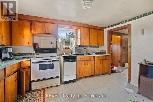 519 Buffalo Road, Fort Erie, ON - Indoor Photo Showing Kitchen