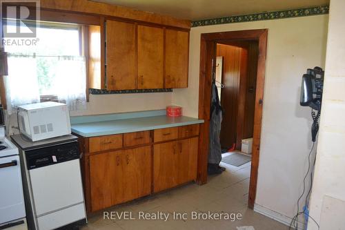 519 Buffalo Road, Fort Erie, ON - Indoor Photo Showing Kitchen