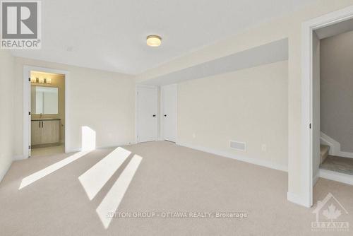 353 Falsetto Street, Orleans - Convent Glen And Area (2013 - Mer Bleue/Bradley Estates/Anderson Park), ON - Indoor Photo Showing Bathroom