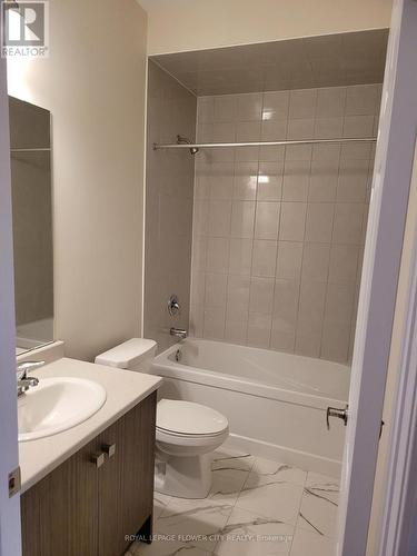 1445 National Common, Burlington, ON - Indoor Photo Showing Bathroom