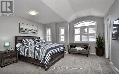 175 Hardcastle Drive, Cambridge, ON - Indoor Photo Showing Bedroom