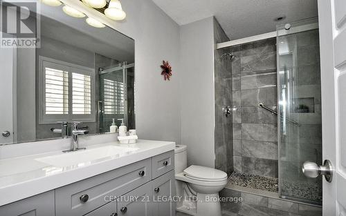 175 Hardcastle Drive, Cambridge, ON - Indoor Photo Showing Bathroom