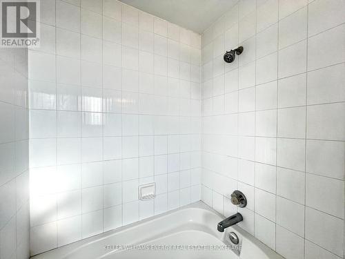 32 Trewin Lane, Clarington (Bowmanville), ON - Indoor Photo Showing Bathroom