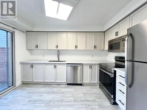 32 Trewin Lane, Clarington (Bowmanville), ON - Indoor Photo Showing Kitchen With Stainless Steel Kitchen