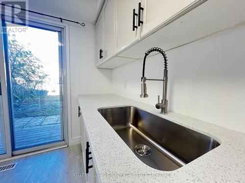 32 Trewin Lane, Clarington (Bowmanville), ON - Indoor Photo Showing Kitchen